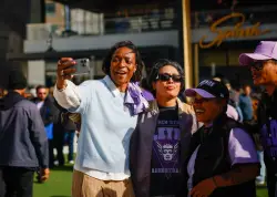 Expansion Valkyries make history with WNBA opener at Chase Center